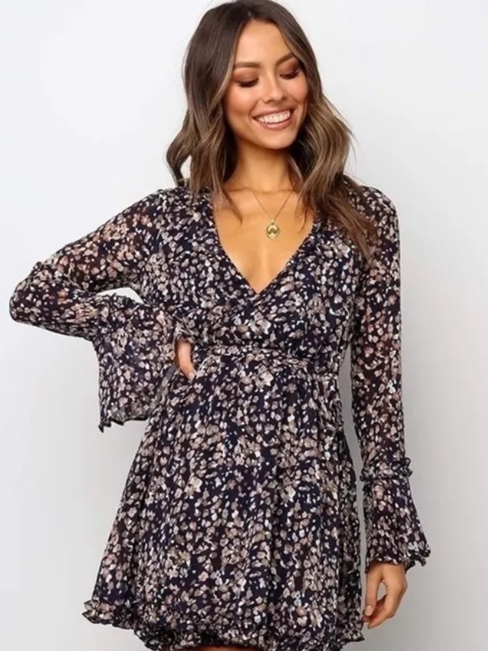 Floral Wrap Dress NWOT Size M | V‑Neck Ruffle Hem Sheer Feminine Elegance